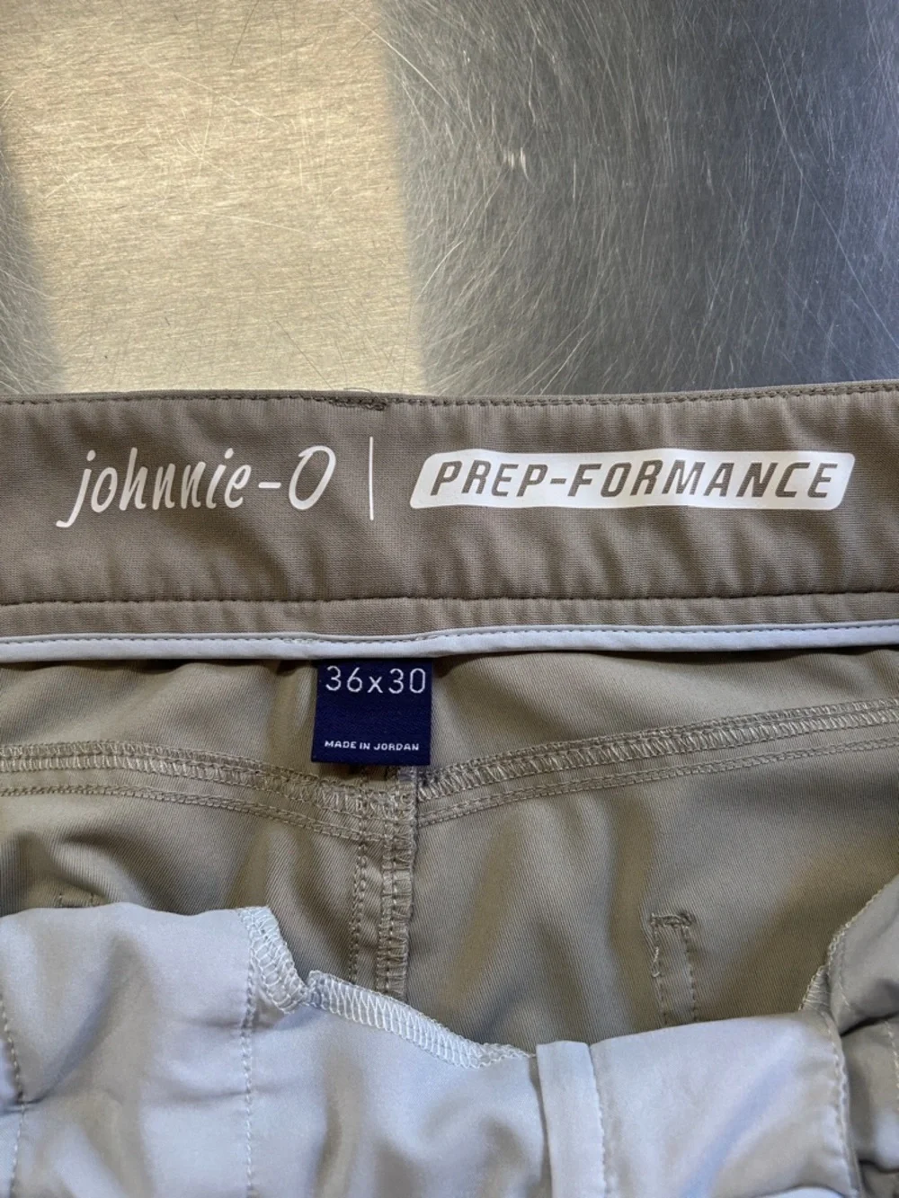 johnnie-O Prep-Formance flat front Chino.  36 x 30 - Picture 10 of 10